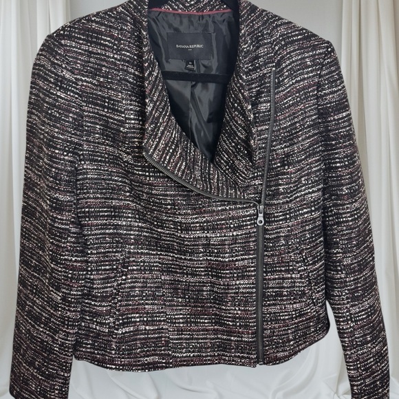 Banana Republic Jackets & Blazers - Banana Republic Black and White Textured Blazer NEW NEVER WORN